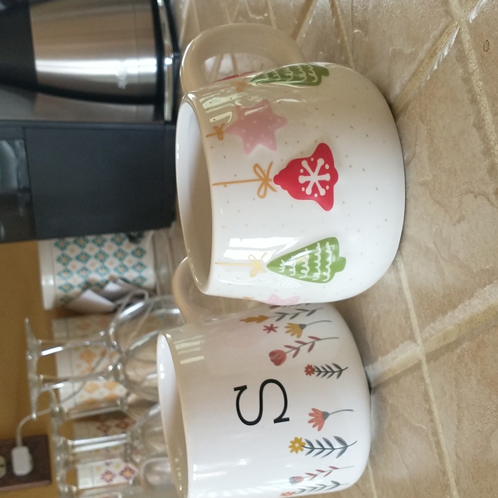 EUC Set/2 Ceramic Mugs. Floral Monogram S Design, One Christmas Theme, No Cracks
